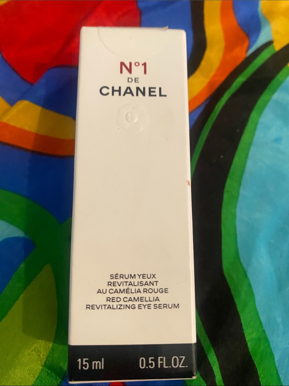 CHANEL N°1 Red Camellia Revitalizing Eye Serum - White & Black